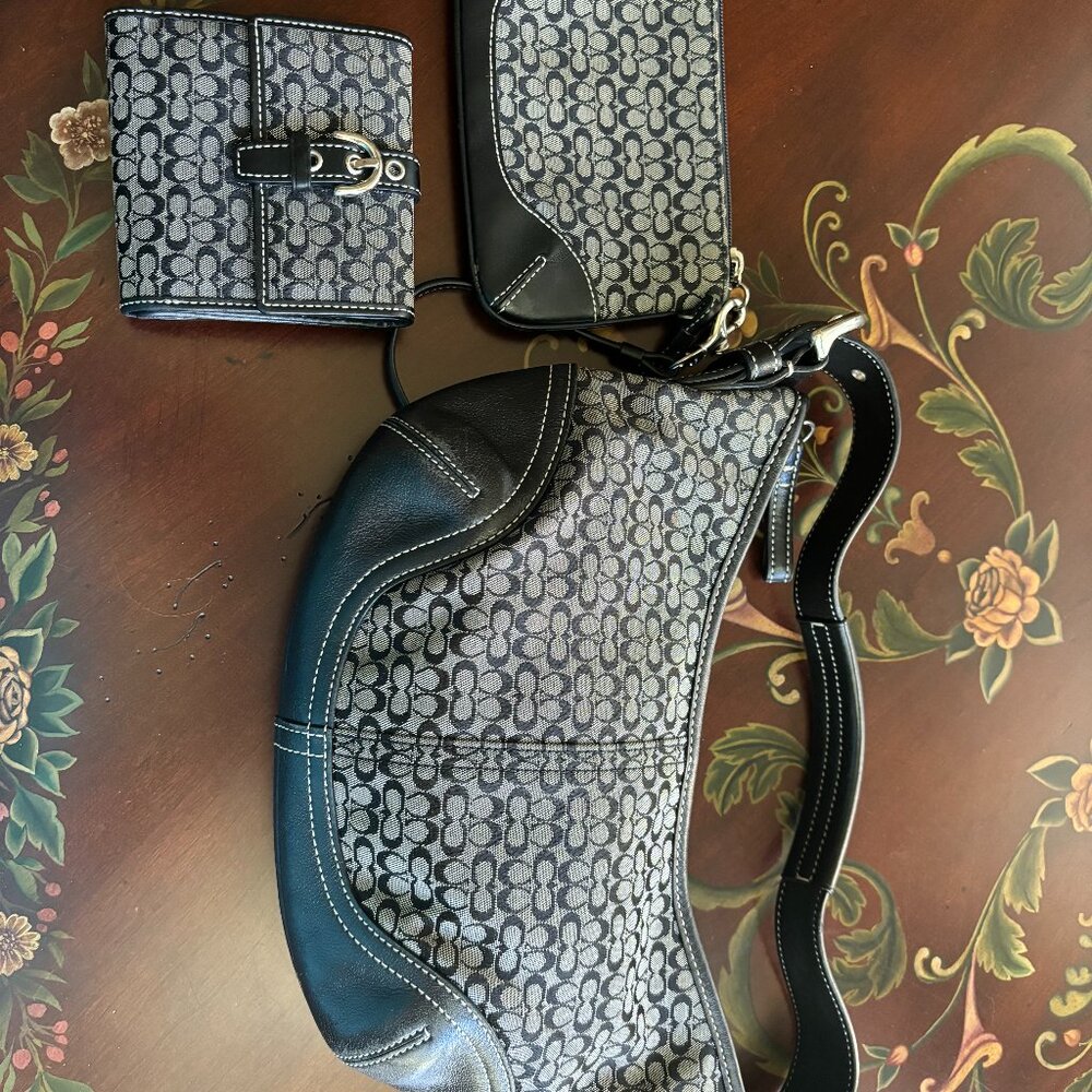 Coach Signature print canvas hobo purse with matching wallet and wrislet